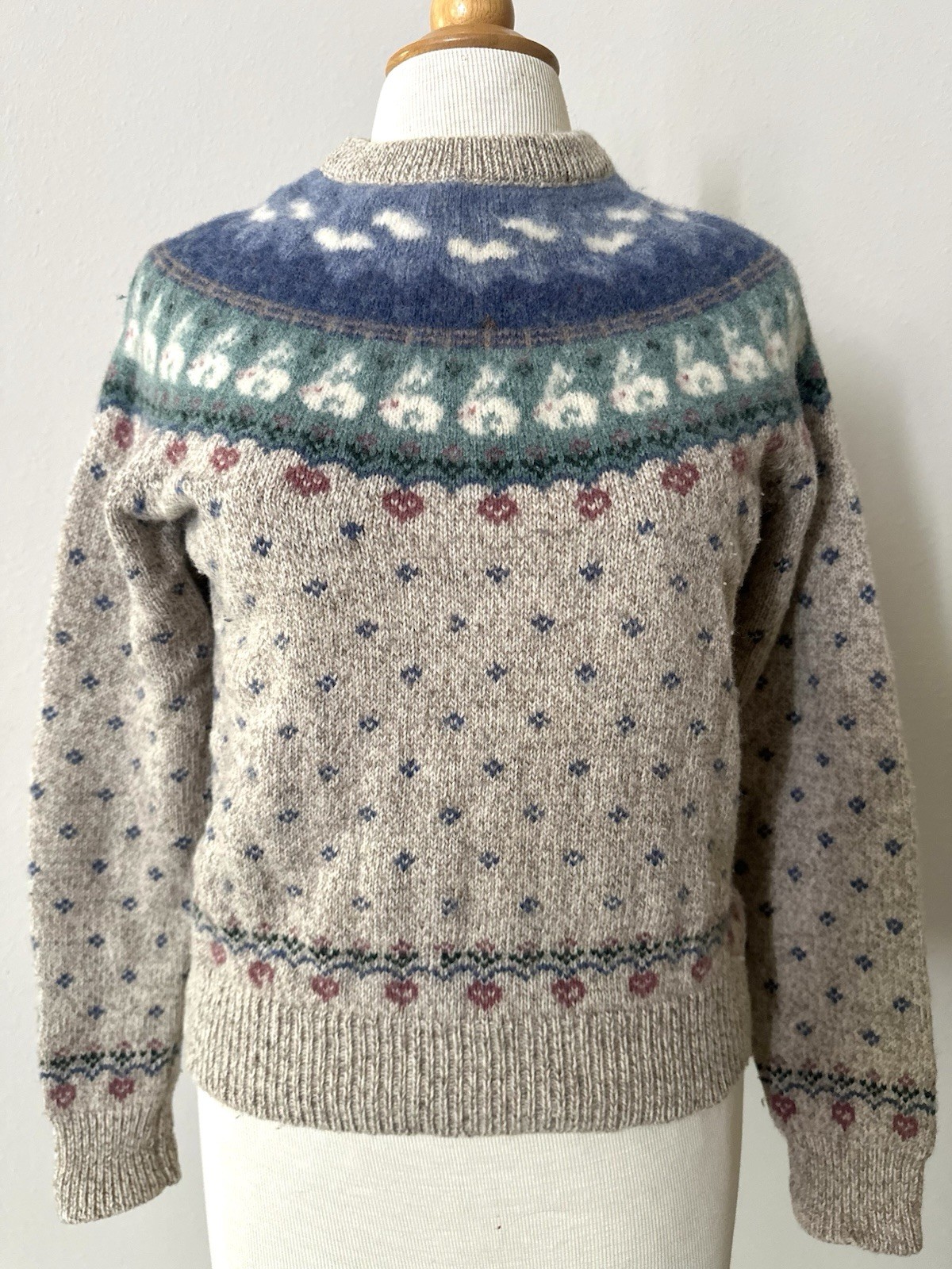 VTG Eddie Bauer Fair Isle Country Wool Sweater Rabbits Farm Hearts S Small MED