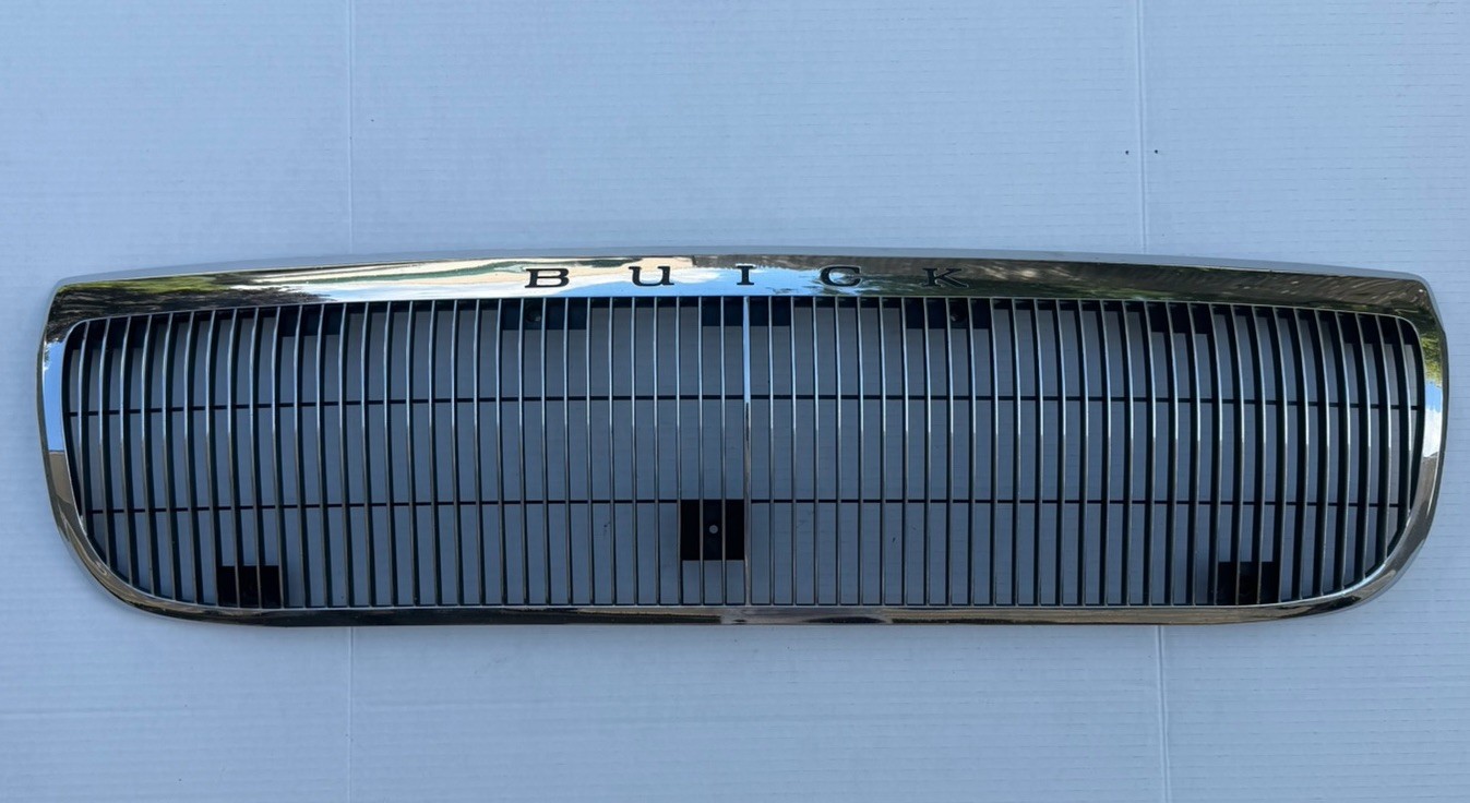 1991-1996 Buick Roadmaster Estate Wagon Grille OEM Very Nice
