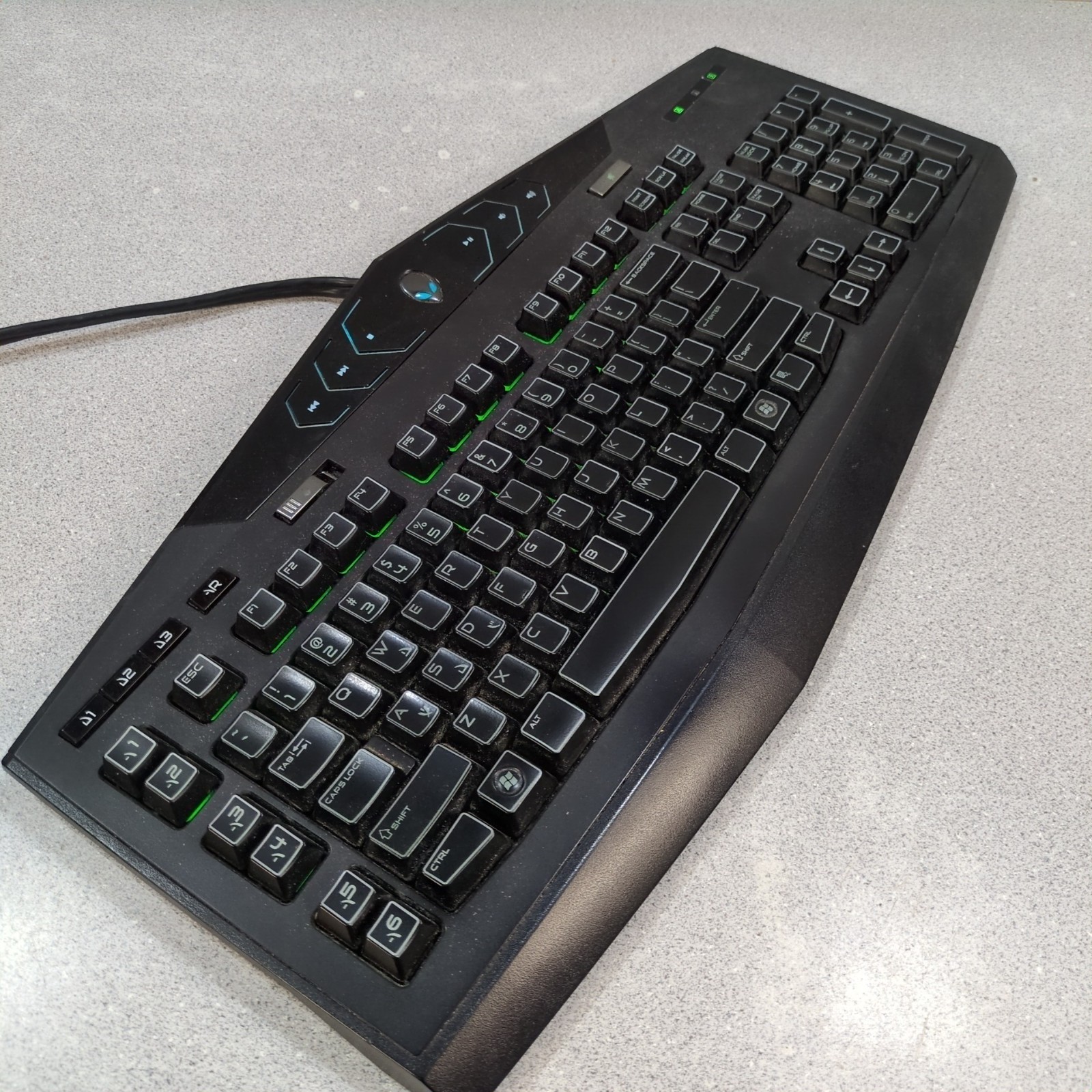 Alienware TactX KG900 Illuminated Gaming Keyboard Y-U0008-O USB Wired Tested