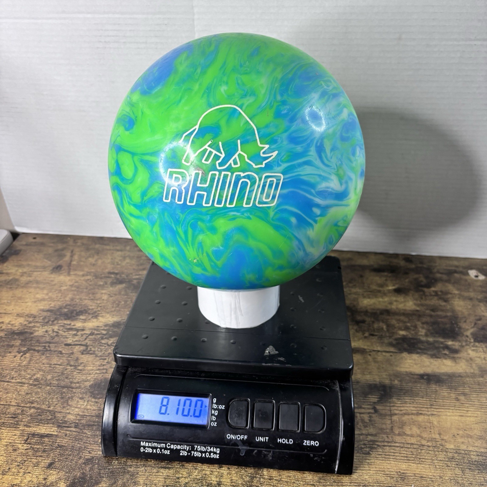 Brunswick Rhino Bowling Ball 8lbs 10oz Reactive Aqua Teal Made In USA