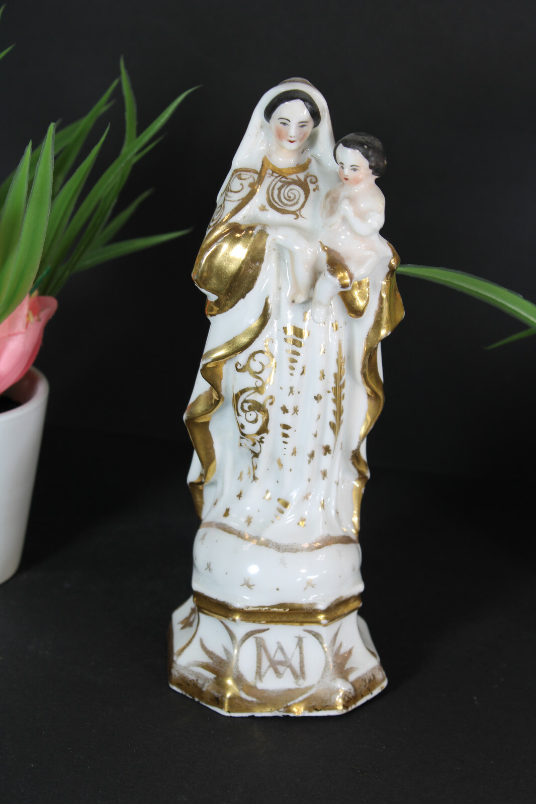 Antique french vieux paris porcelain religious madonna mary figurine statue Antique french vieux paris porcelain religious madonna mary figurine statue