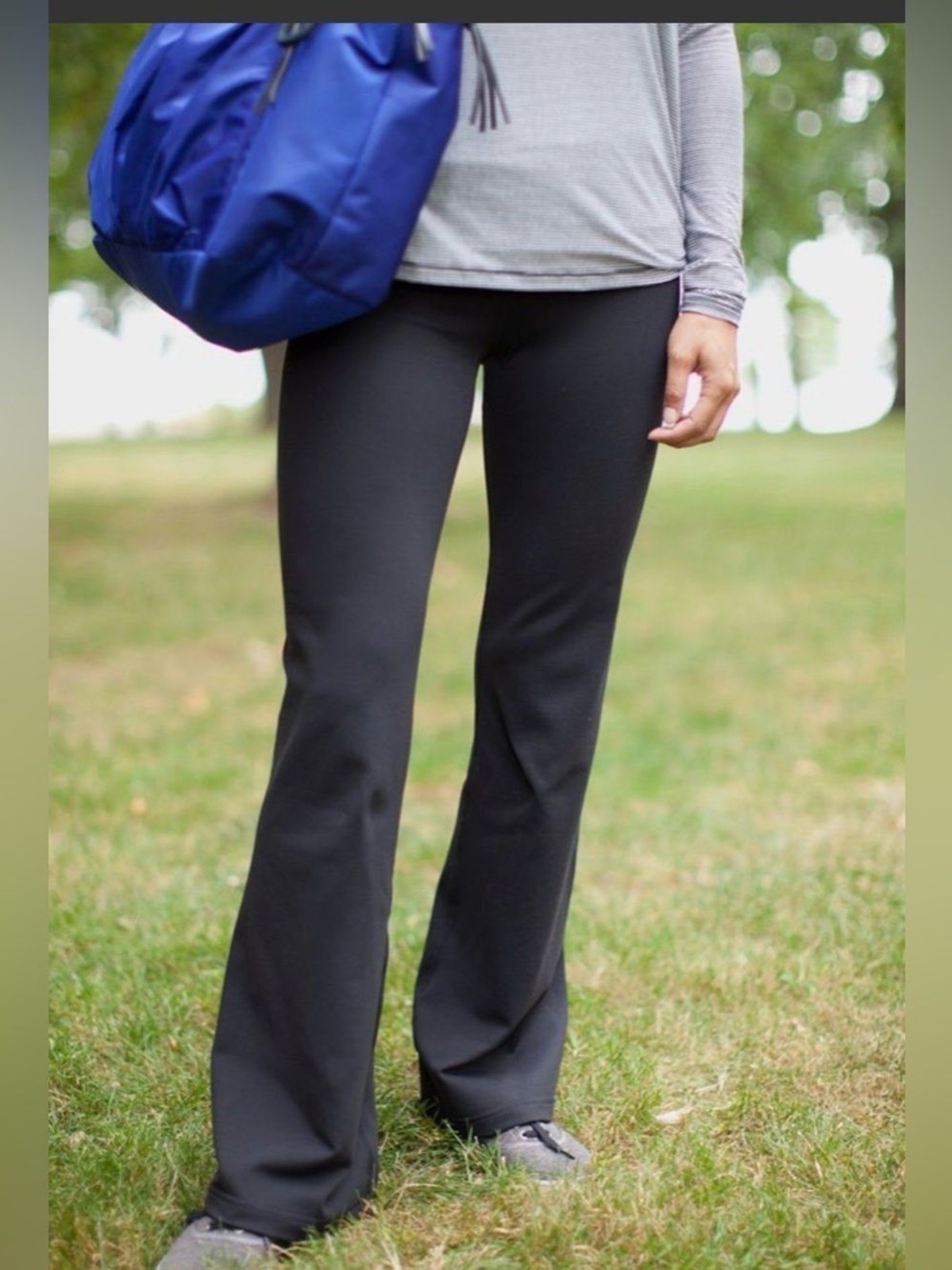 Lululemon Y2K Vintage Groove Pant Flare Leg Low/Mid Rise in Black Size 12 Lululemon Y2K Vintage Groove Pant Flare Leg Low/Mid Rise in Black Size 12