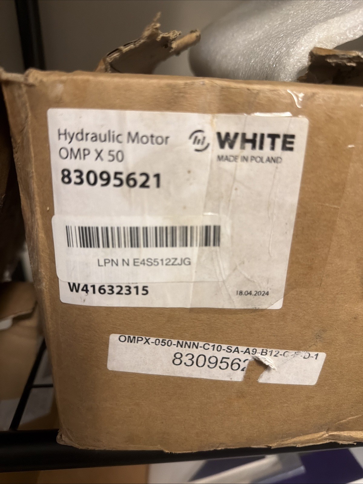 White, Roller Stator Hydraulic Motor omp x-50 new in box White, Roller Stator Hydraulic Motor omp x-50 new in box