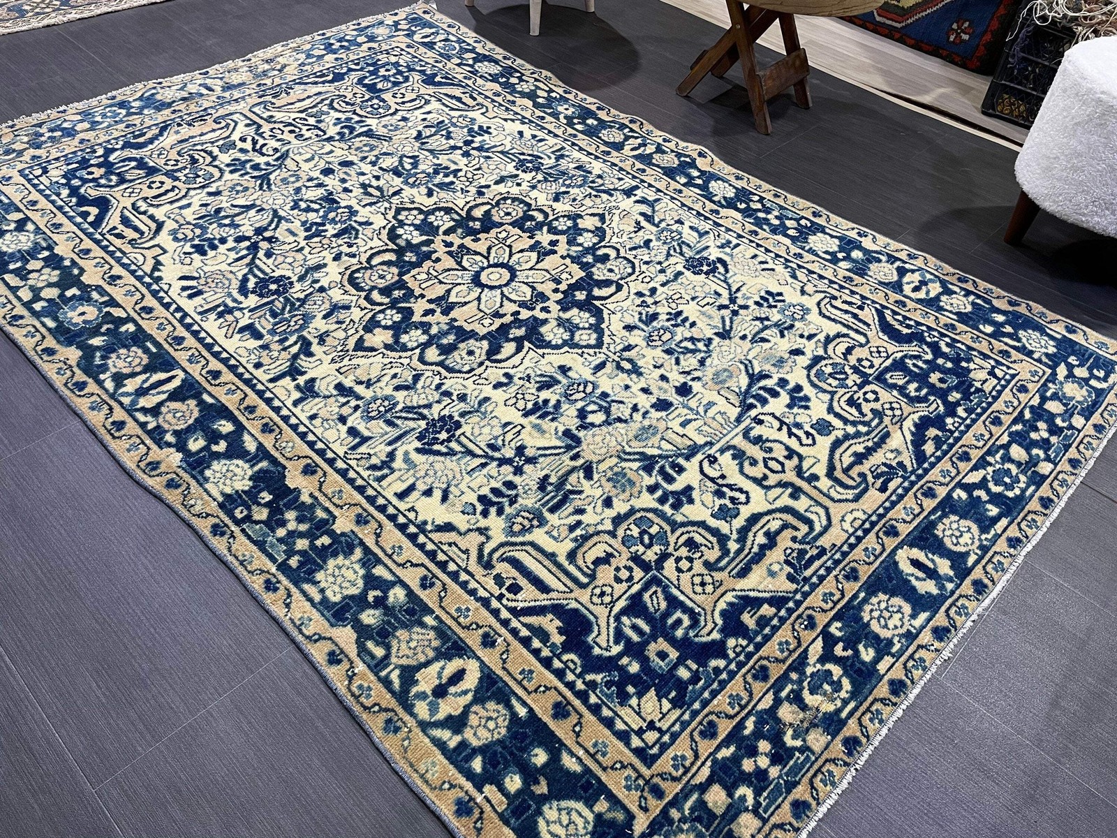 Persian Rug, Vintage 4.5 x 6.5 Rug, Navy Hand Knotted Rug, HANDMADE Rug, Vintage