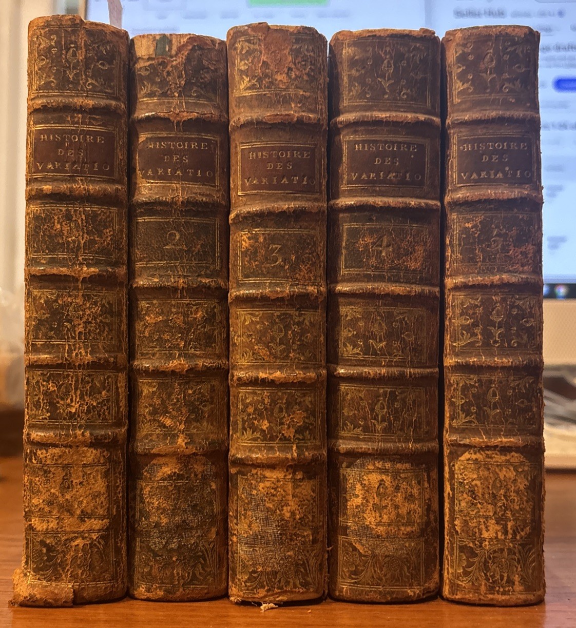 Histoire des Variations des Eglises Protestantes Defense, VOLUMES 1 - 5, 1782 Histoire des Variations des Eglises Protestantes Defense, VOLUMES 1 - 5, 1782