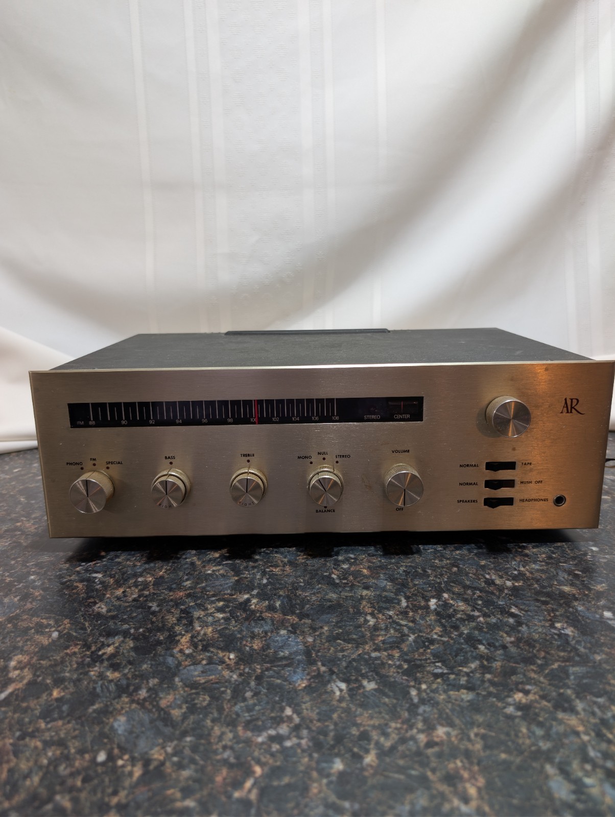 Vintage Accoustic Research STEREO RECEIVER MODEL W, AS-IS Vintage Accoustic Research STEREO RECEIVER MODEL W, AS-IS