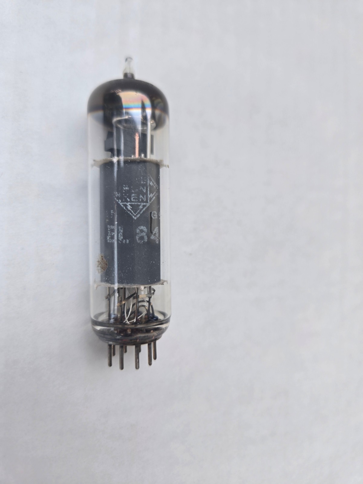 VINTAGE TELEFUNKEN EL84 6BQ5 VACUUM TUBE - DIAMOND BOTTOM - GERMAN - UNTESTED