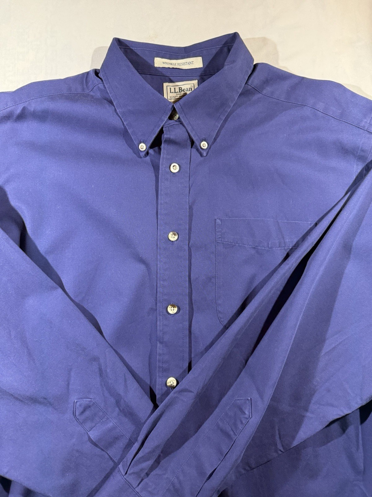 L.L Bean Men’s Solid Blue Cotton Button Large Reg Button Down