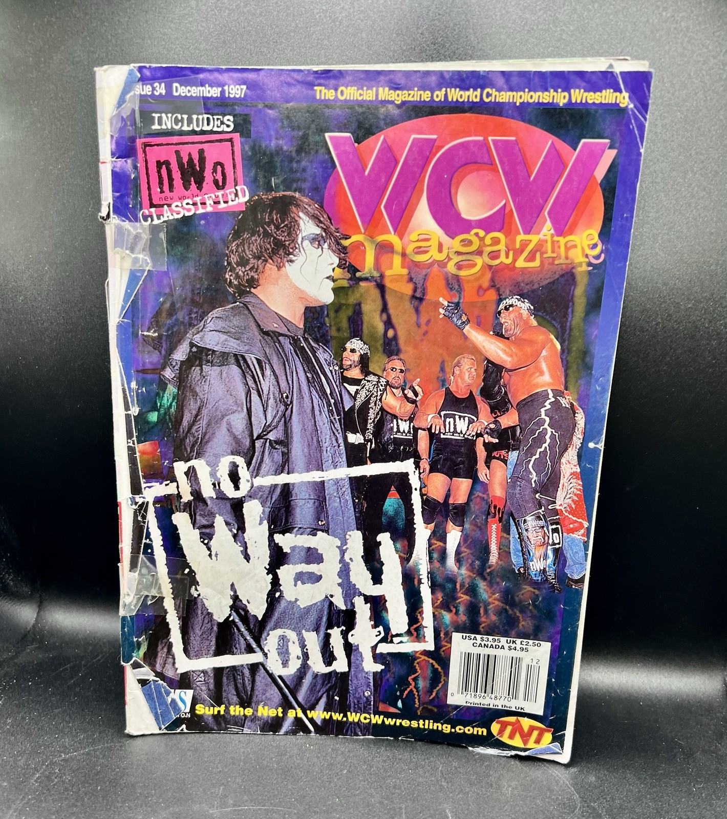 RARE WCW Magazine Issue 34 December 1997 Sting Hulk Hogan RARE WCW Magazine Issue 34 December 1997 Sting Hulk Hogan