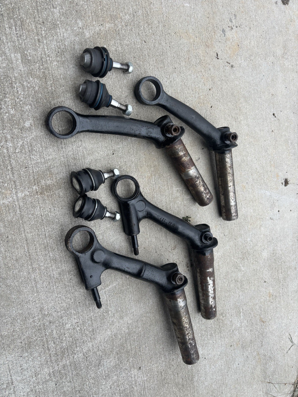 1966 Volkswagen Battle Ball Joint Trailing Arms 1966 Volkswagen Battle Ball Joint Trailing Arms