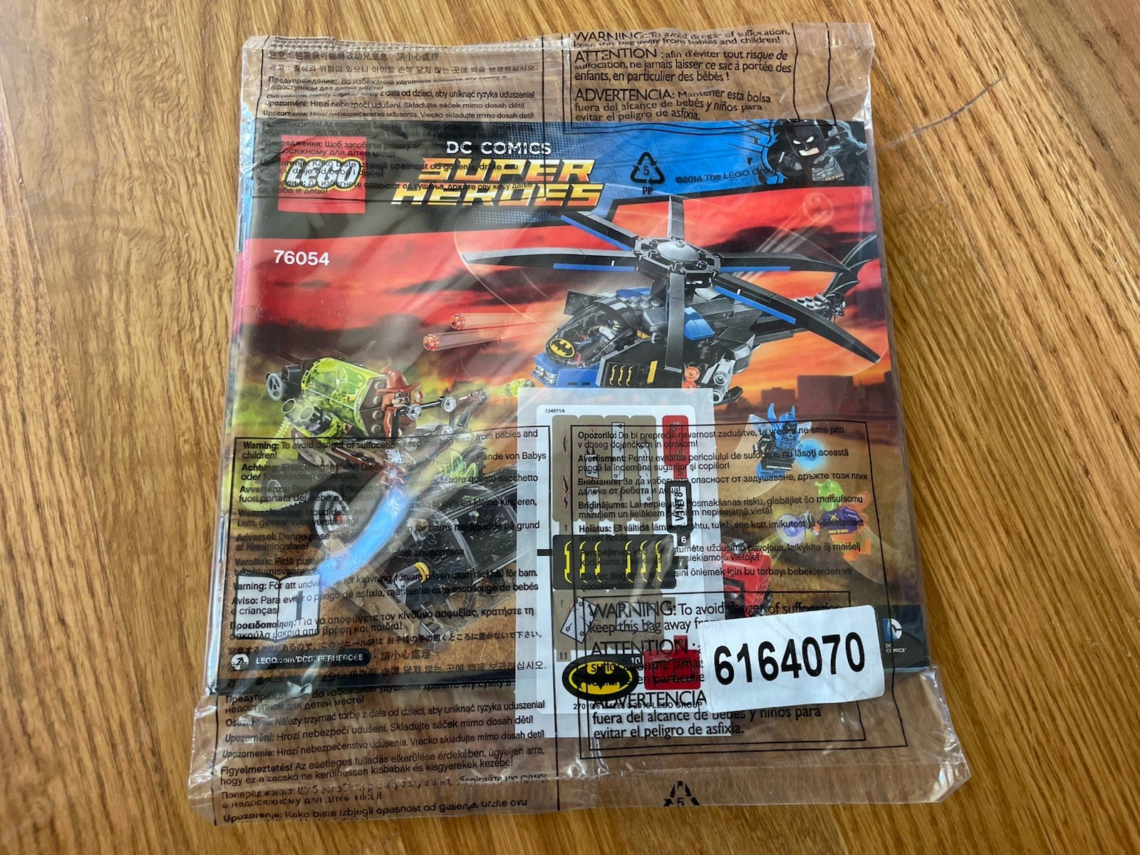 LEGO DC Comics Super Heroes 76054 Instructions MANUAL ONLY W/ Stickers LEGO DC Comics Super Heroes 76054 Instructions MANUAL ONLY W/ Stickers