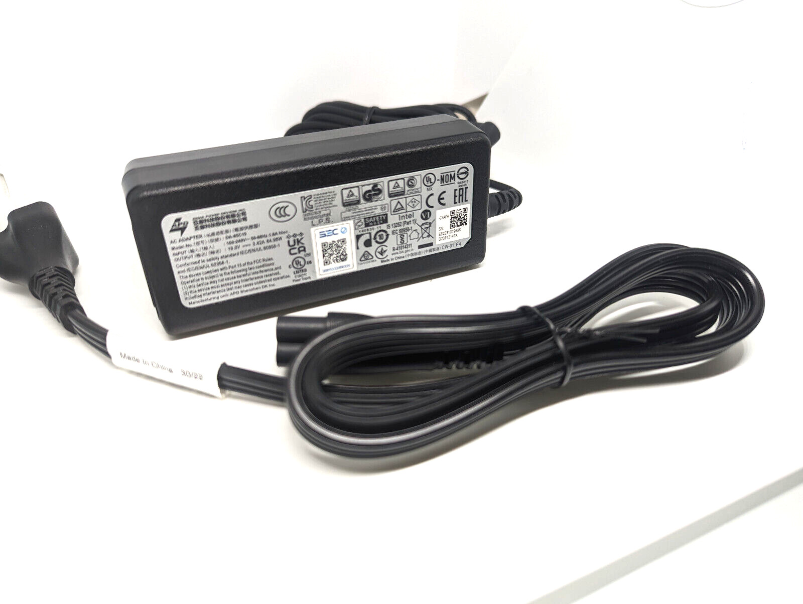 Genuine ADP Ac Adapter DA-65C19 Output 19V 3.42A Charger (No power Cable)