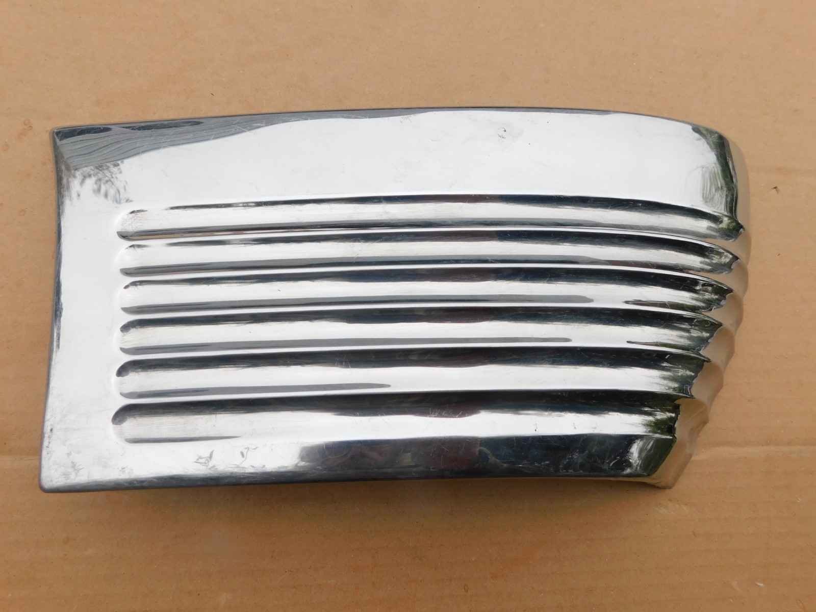 1951 1952 PONTIAC STONE GRAVEL GUARD GM TRIM MOLDING NOS NEW