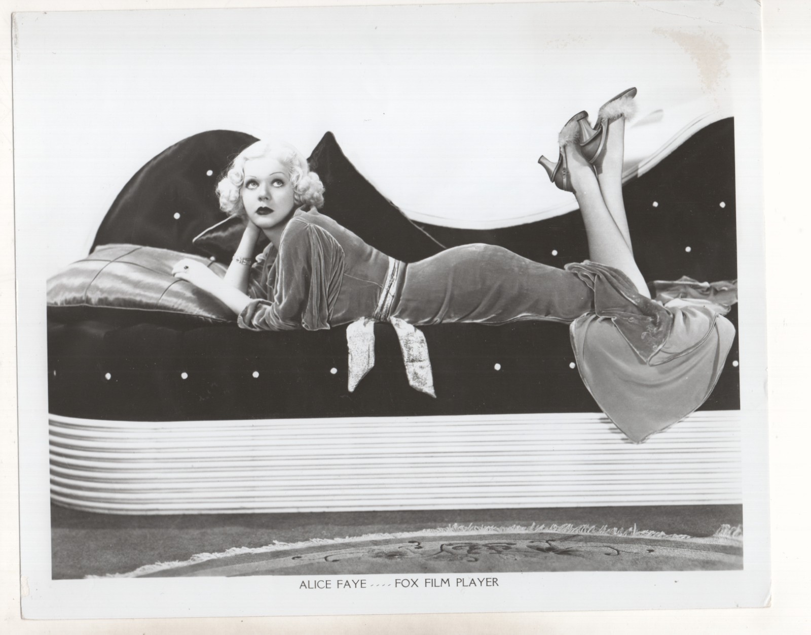 Alice Faye Posing on Couch Fox Portrait Orig 1930s 8x10 Photo Alice Faye Posing on Couch Fox Portrait Orig 1930s 8x10 Photo
