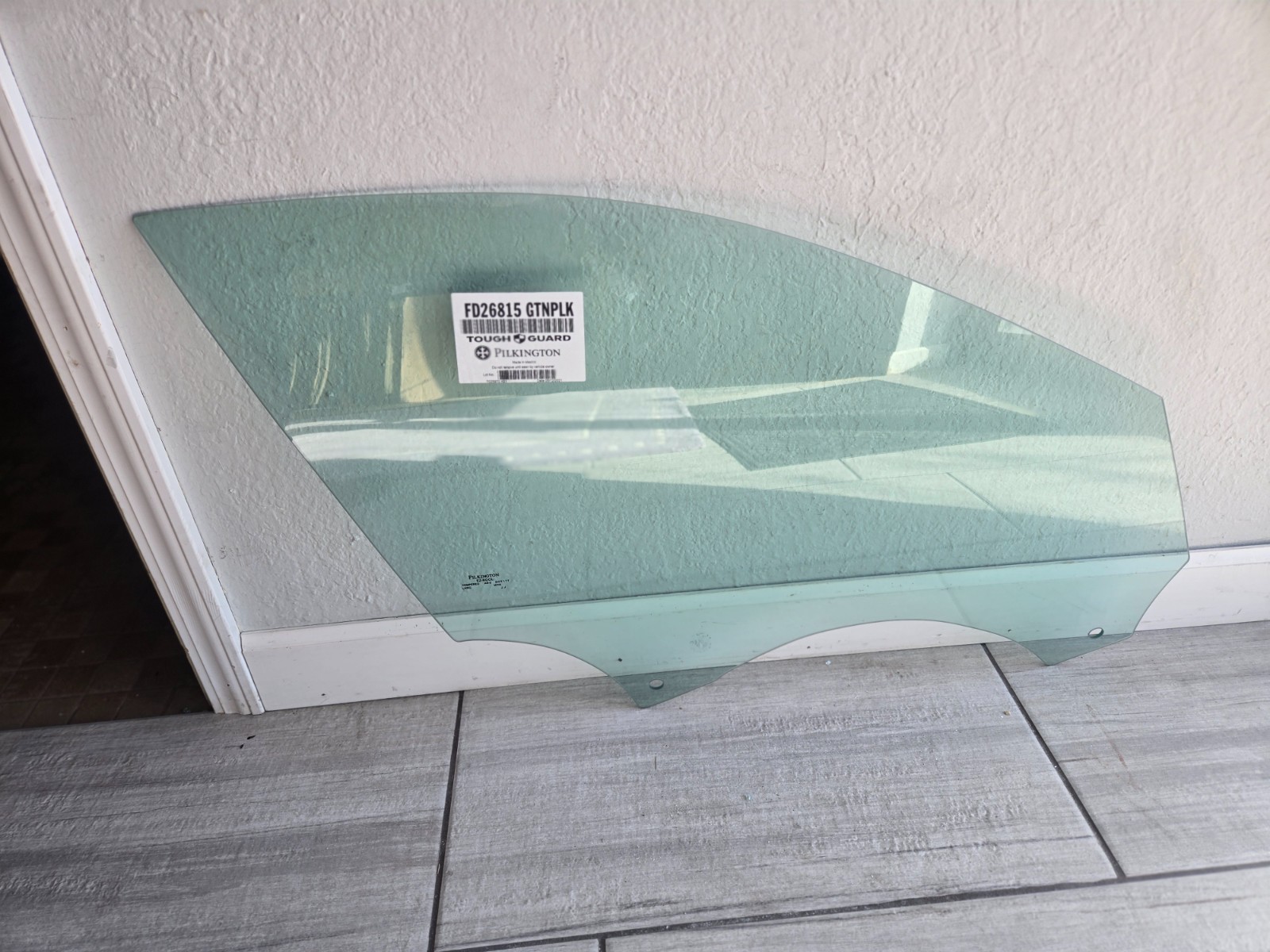 Fits 2016-2026 Jaguar F-PACE Passenger Right Front Door Window Glass Fits 2016-2026 Jaguar F-PACE Passenger Right Front Door Window Glass