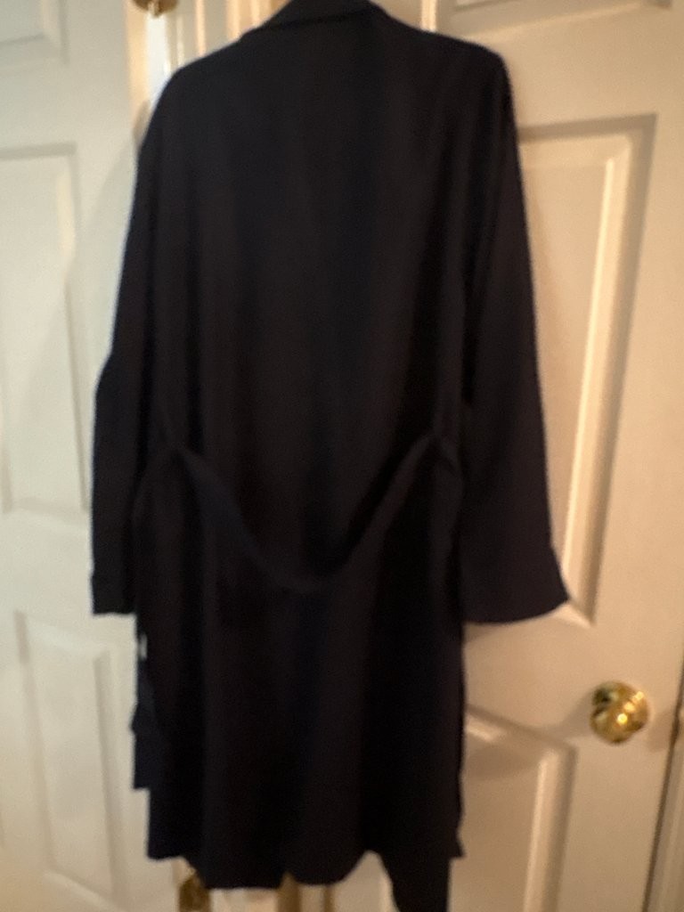 Pendleton Woolen Mills Pure Virgin Wool Navy Blue Robe/Coat - Made in USA Pendleton Woolen Mills Pure Virgin Wool Navy Blue Robe/Coat - Made in USA