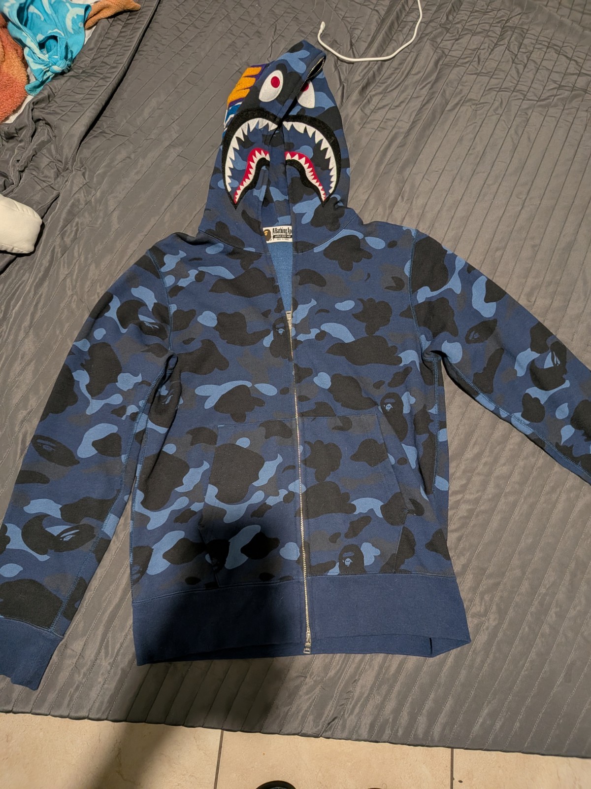 A Bathing Ape BAPE Men’s Blue Camo Shark Full Zip Fleece Hoodie Size M