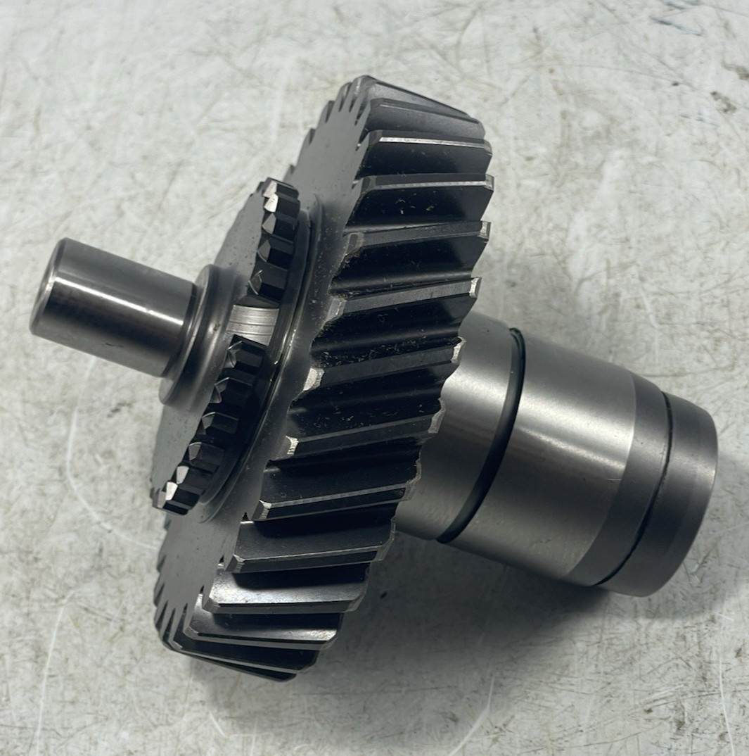 New NP203 Transfer Case Input Shaft 32 Spline 301670A Gm TH400 SM465 New NP203 Transfer Case Input Shaft 32 Spline 301670A Gm TH400 SM465