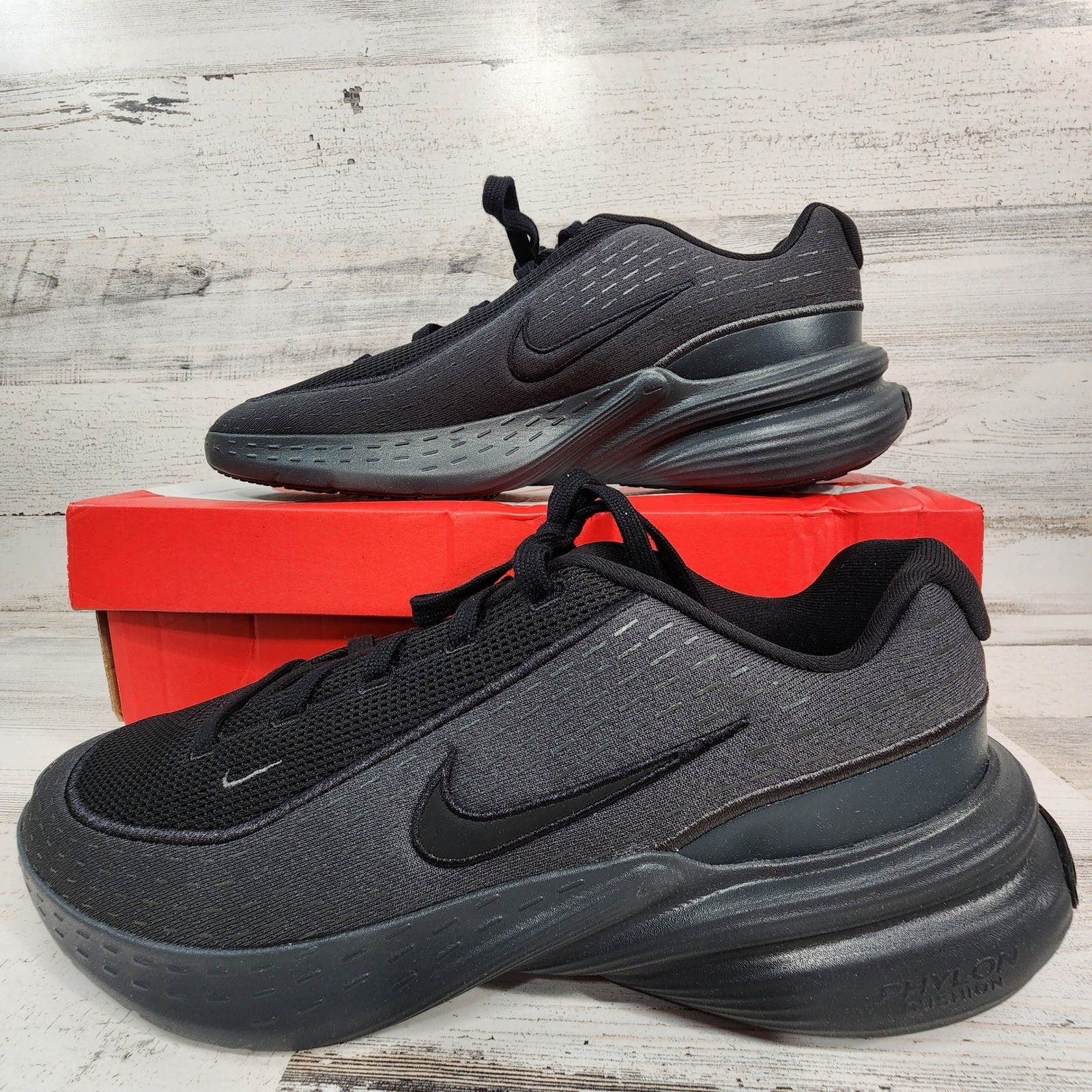Nike Uplift SC Men Size 11 Anthracite Black IB2765-001 Phylon Cushion Running NW