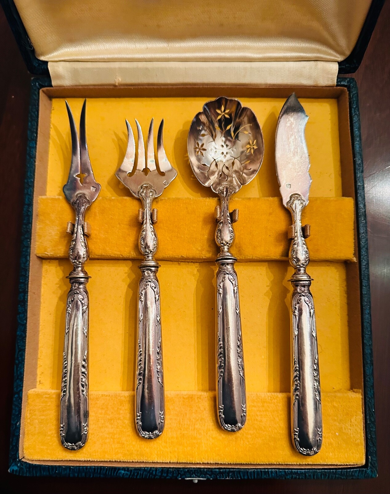 Antique French Sterling Silver 4pc Condiment or Hors d\'Oeuvre Set, Art Nouveau