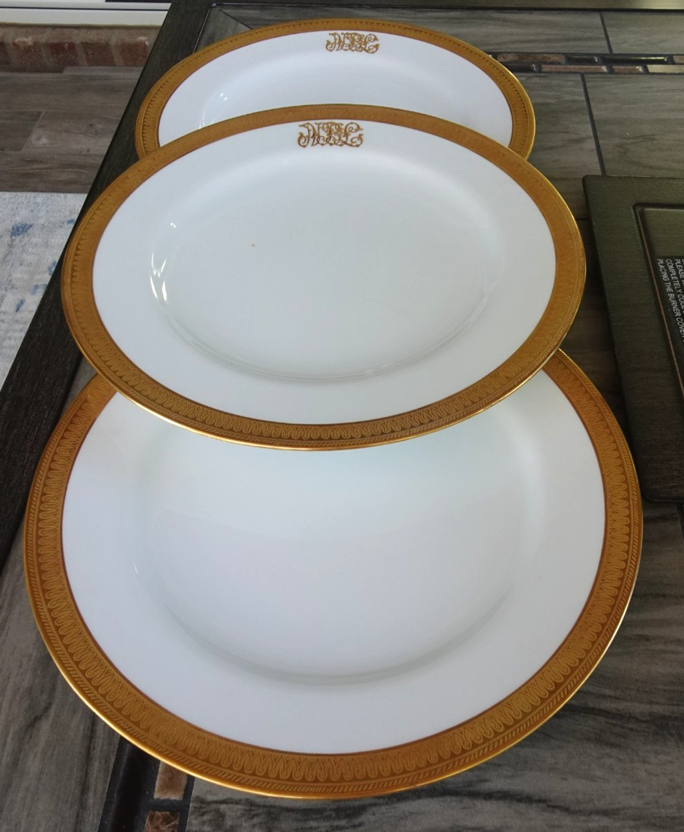 Set 3 Spode Copeland\'s China England 10.25\