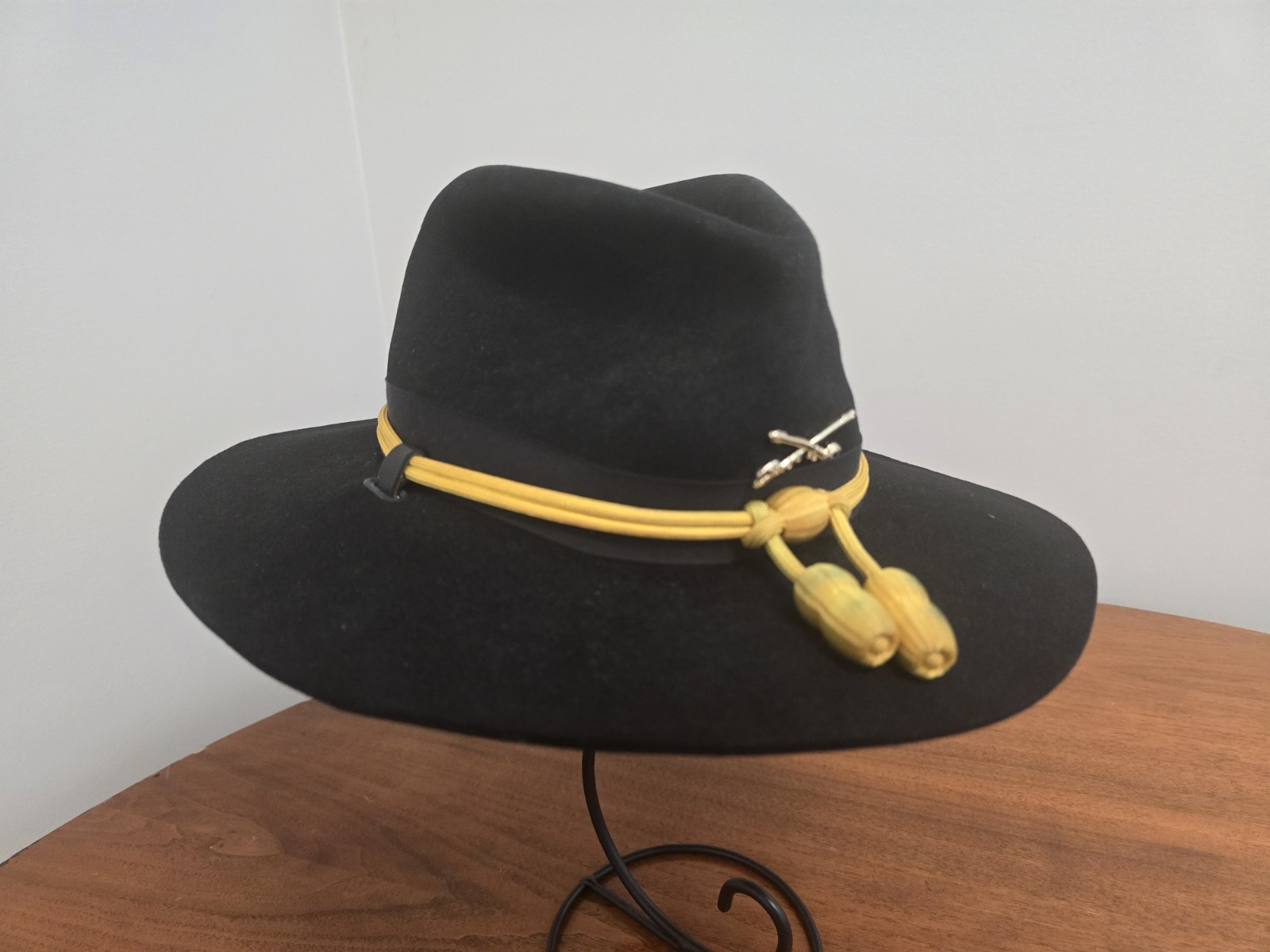 Authentic Stetson Brand Cavalry Hat Size 7 Authentic Stetson Brand Cavalry Hat Size 7