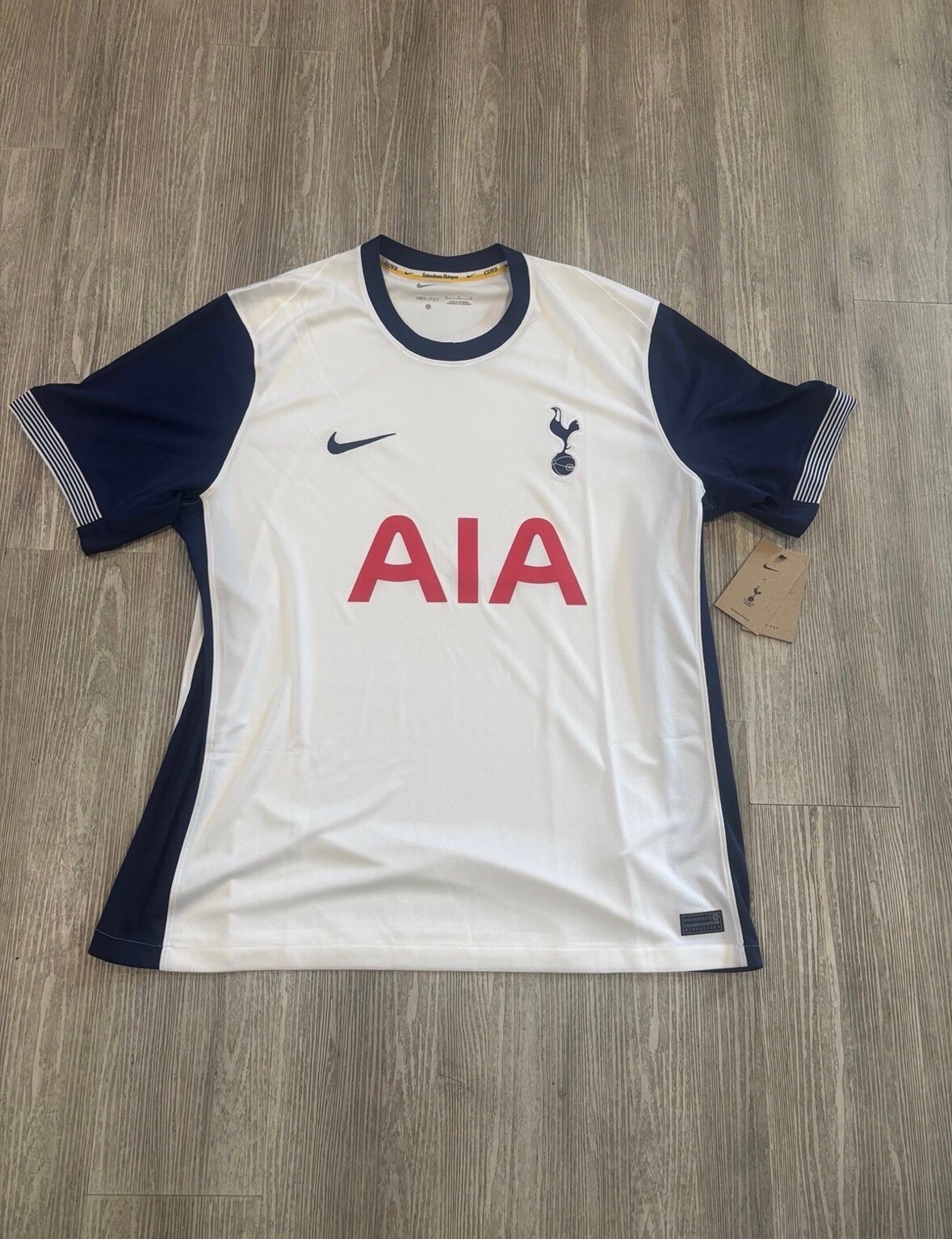 2024/25 Nike Tottenham Hotspur Home Jersey Size XL 100% authentic 2024/25 Nike Tottenham Hotspur Home Jersey Size XL 100% authentic