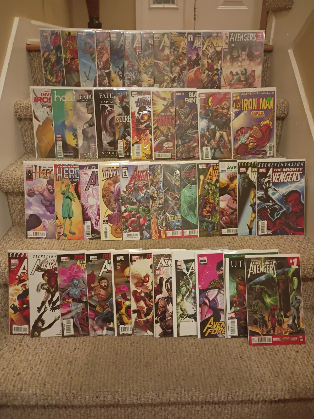 Marvel Comics The Avengers Comic Book Lot Of 45 Hawkeye Black Panther Hulk Thor Marvel Comics The Avengers Comic Book Lot Of 45 Hawkeye Black Panther Hulk Thor