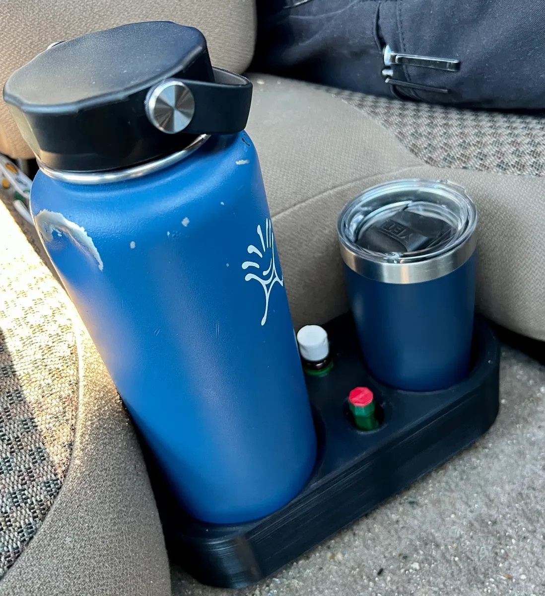 98 to 03 Ford Ranger removable cupholder 98 to 03 Ford Ranger removable cupholder