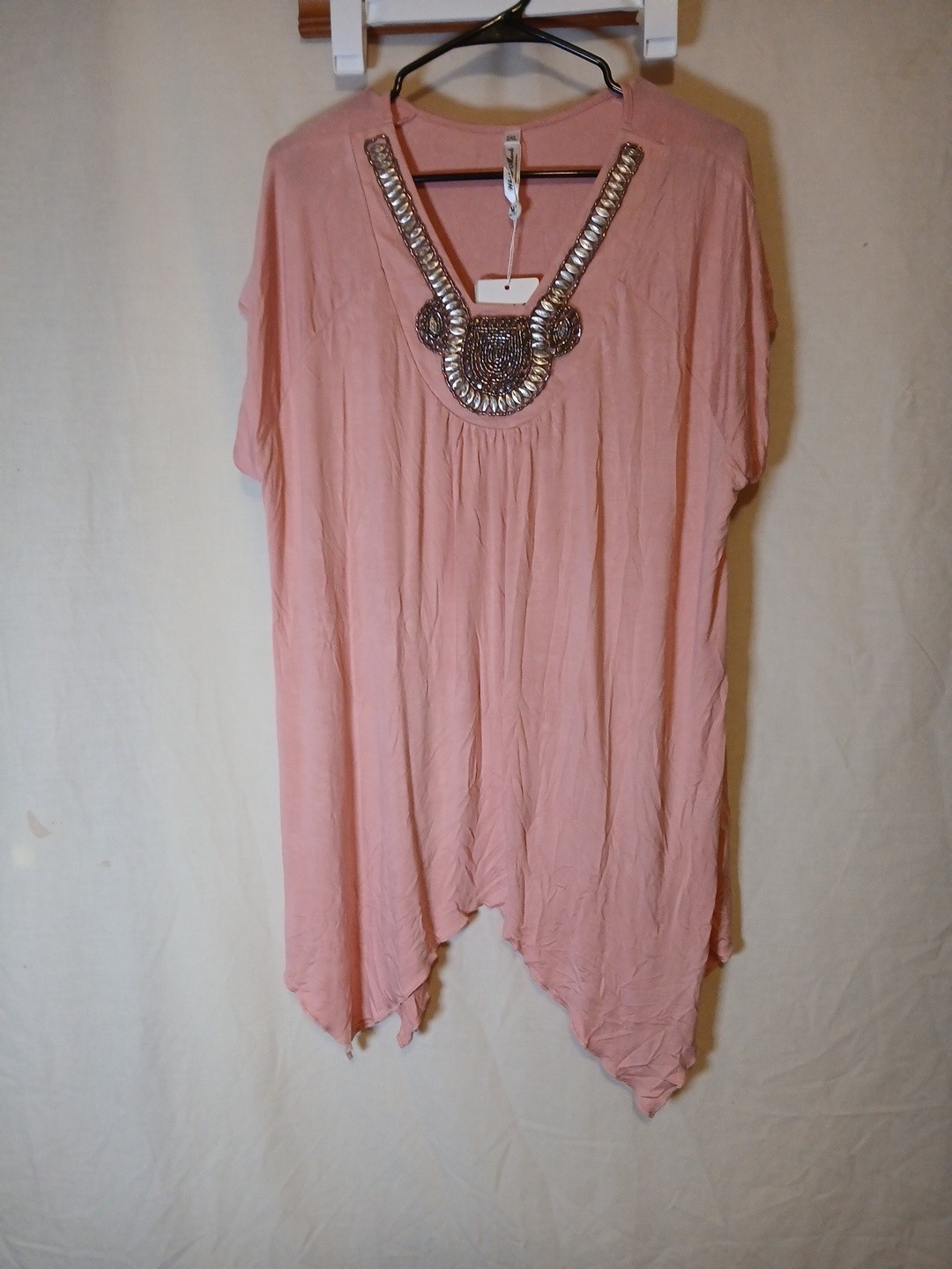 White mark embellished blouse size 2X