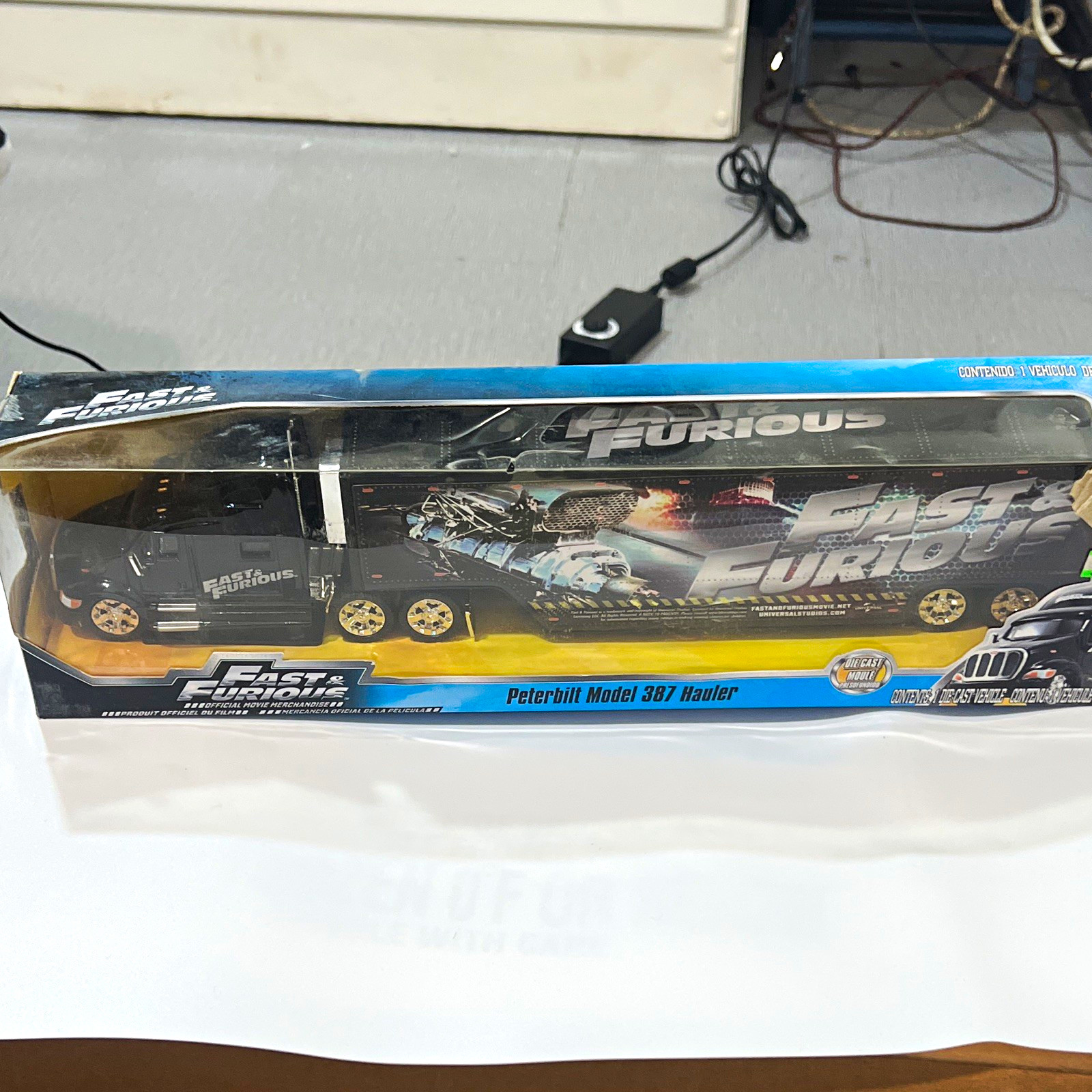 Jada Toys Fast & Furious 1:24 Peterbilt Model 387 Hauler Black Diecast NEW