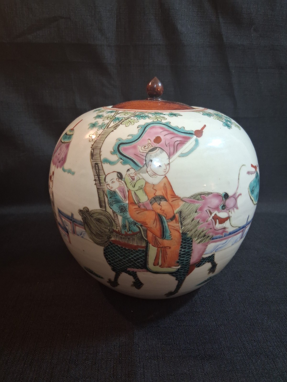 Antique Ginger Jar | Famille Rose | Qing Dynasty | Late 19th Early 20th Century