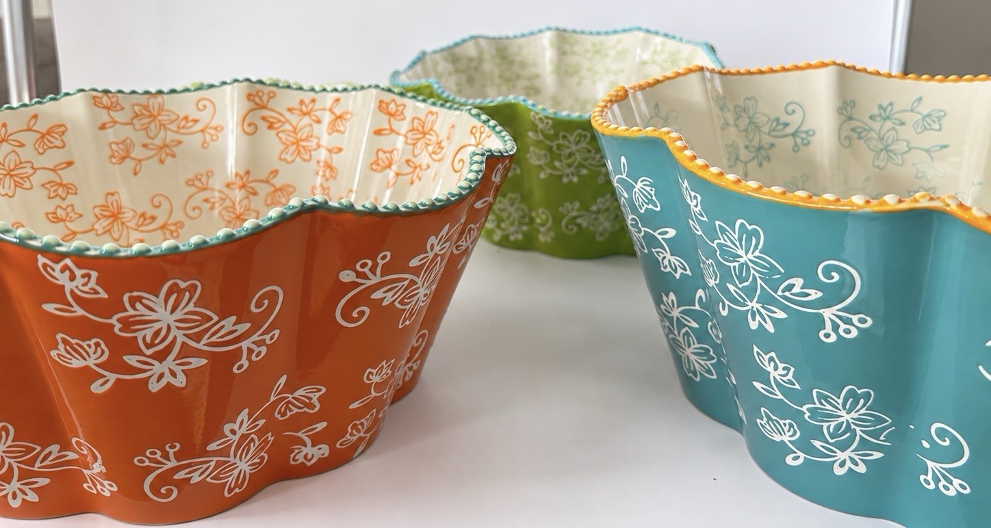 Temp-tations Floral Lace Summer Boho 4-Pc Nested Bowl Set Ruffled Retired NEW