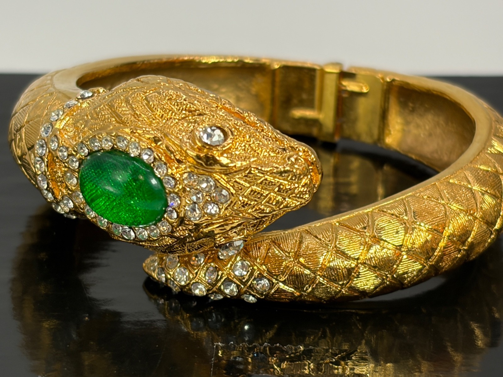 KJL Kenneth Jay Lane Snake Bangle Bracelet Watch Green Glass Rhinestone Vtg