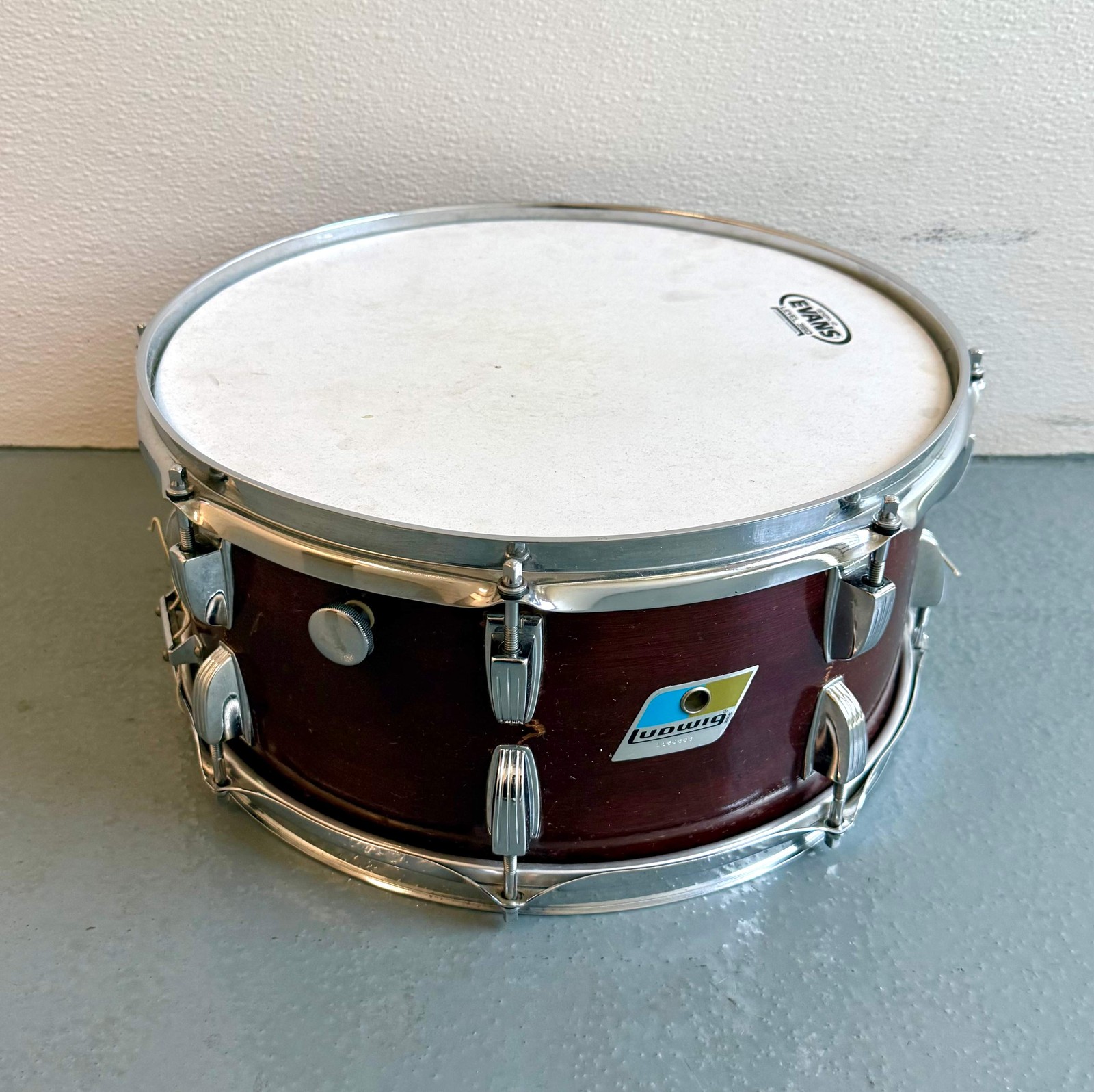 1970s Ludwig No. 902 Mahogany Lacquer 14\