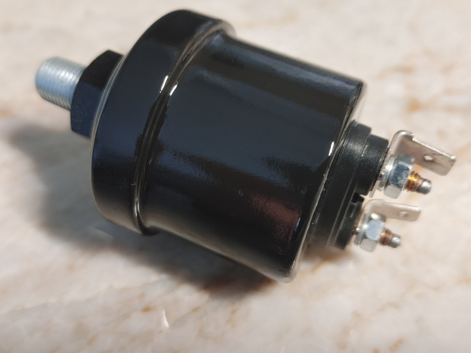 New Jaguar Daimler XJ6 XJ12 XJS Oil Pressure Sender DBC4418 C46272