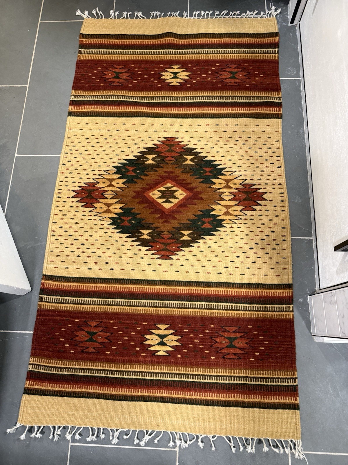 Vintage Zapotec Oaxacan Hand Woven Wool Rug w/Fringe BEAUTIFUL ~60” X 30” Decor