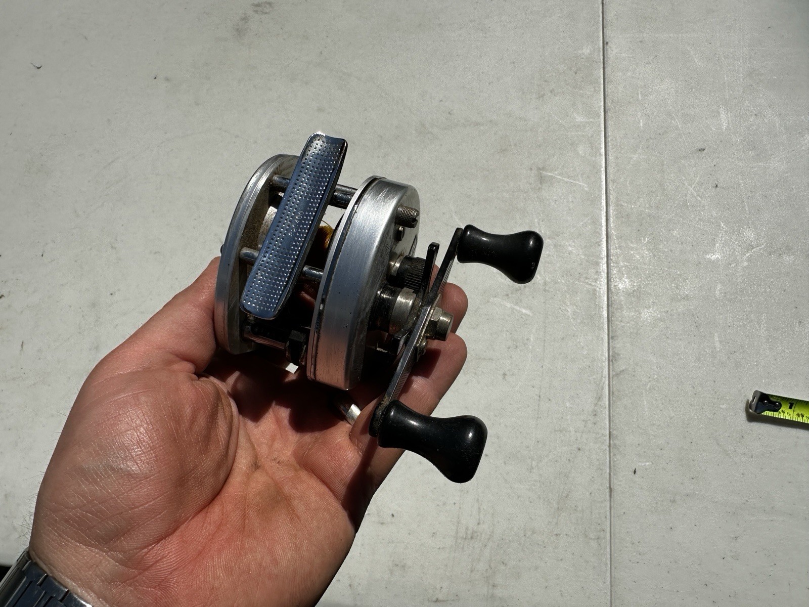 Abu Garcia Ambassadeur 1000 Vintage Freshwater Baitcasting Fishing Reel