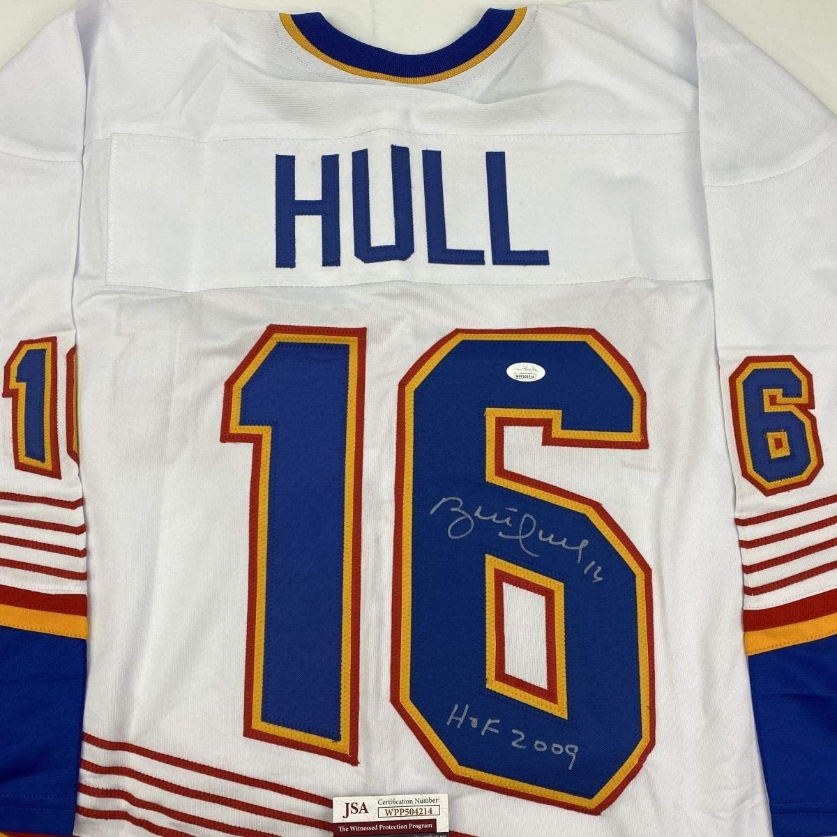 Autographed/Signed Brett Hull HOF 2009 St. Louis Retro White Jersey JSA COA Autographed/Signed Brett Hull HOF 2009 St. Louis Retro White Jersey JSA COA