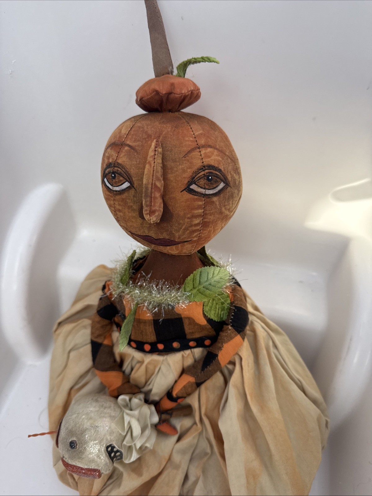 Vintage Bethany Lowe Halloween Kim Khohler Jack O’ Lantern Shelf Sitter RETIRED Vintage Bethany Lowe Halloween Kim Khohler Jack O’ Lantern Shelf Sitter RETIRED