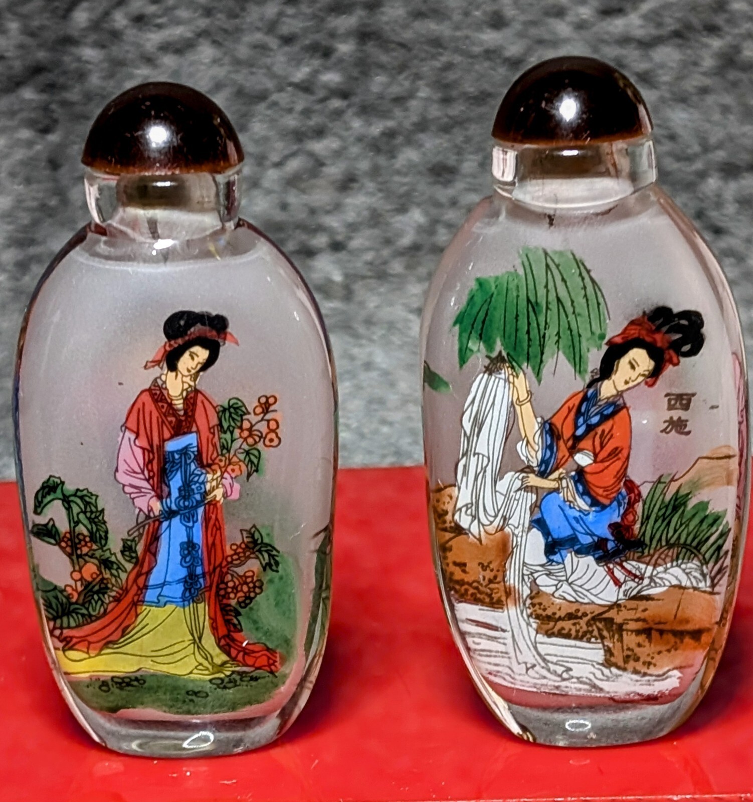 Vintage Chinese Reverse Painted Snuff Bottles Glass Maiden Art Pair CSB72726 Vintage Chinese Reverse Painted Snuff Bottles Glass Maiden Art Pair CSB72726