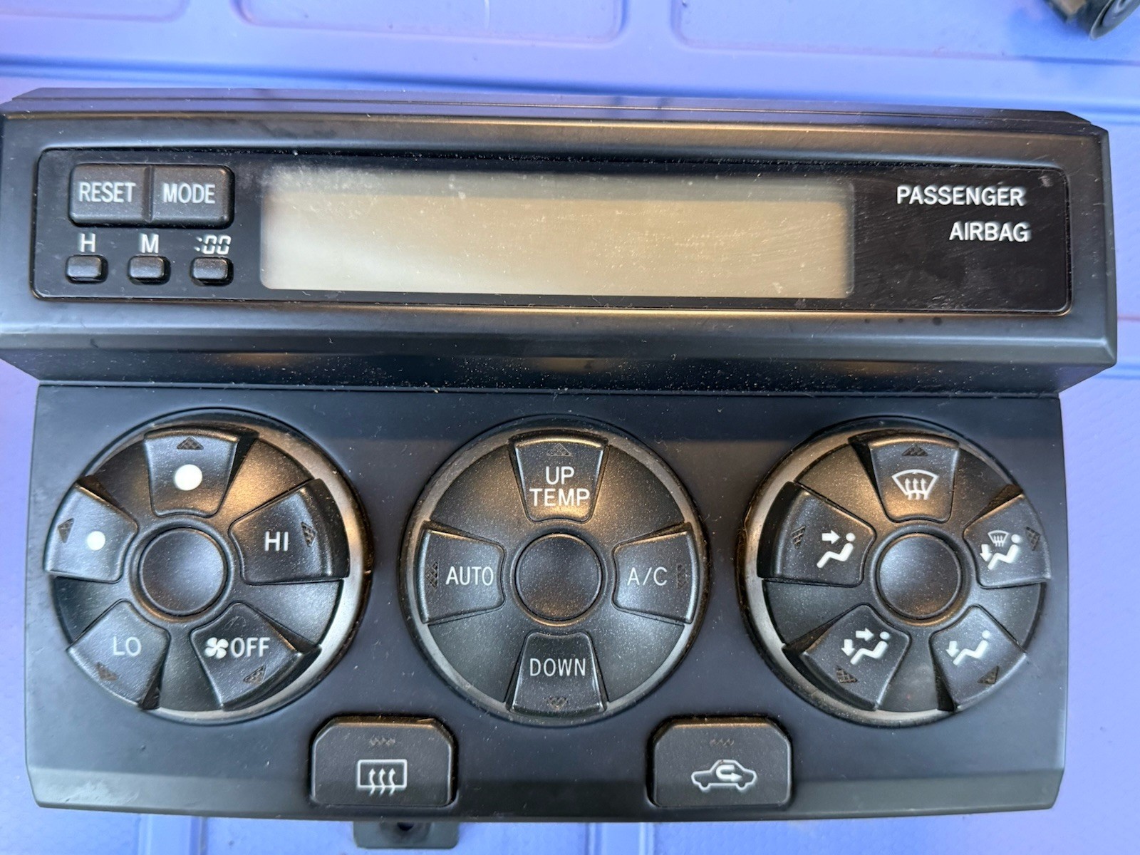 2003-2009 Toyota 4Runner Front A/C Heater Climate Temperature Control OEM 2003-2009 Toyota 4Runner Front A/C Heater Climate Temperature Control OEM