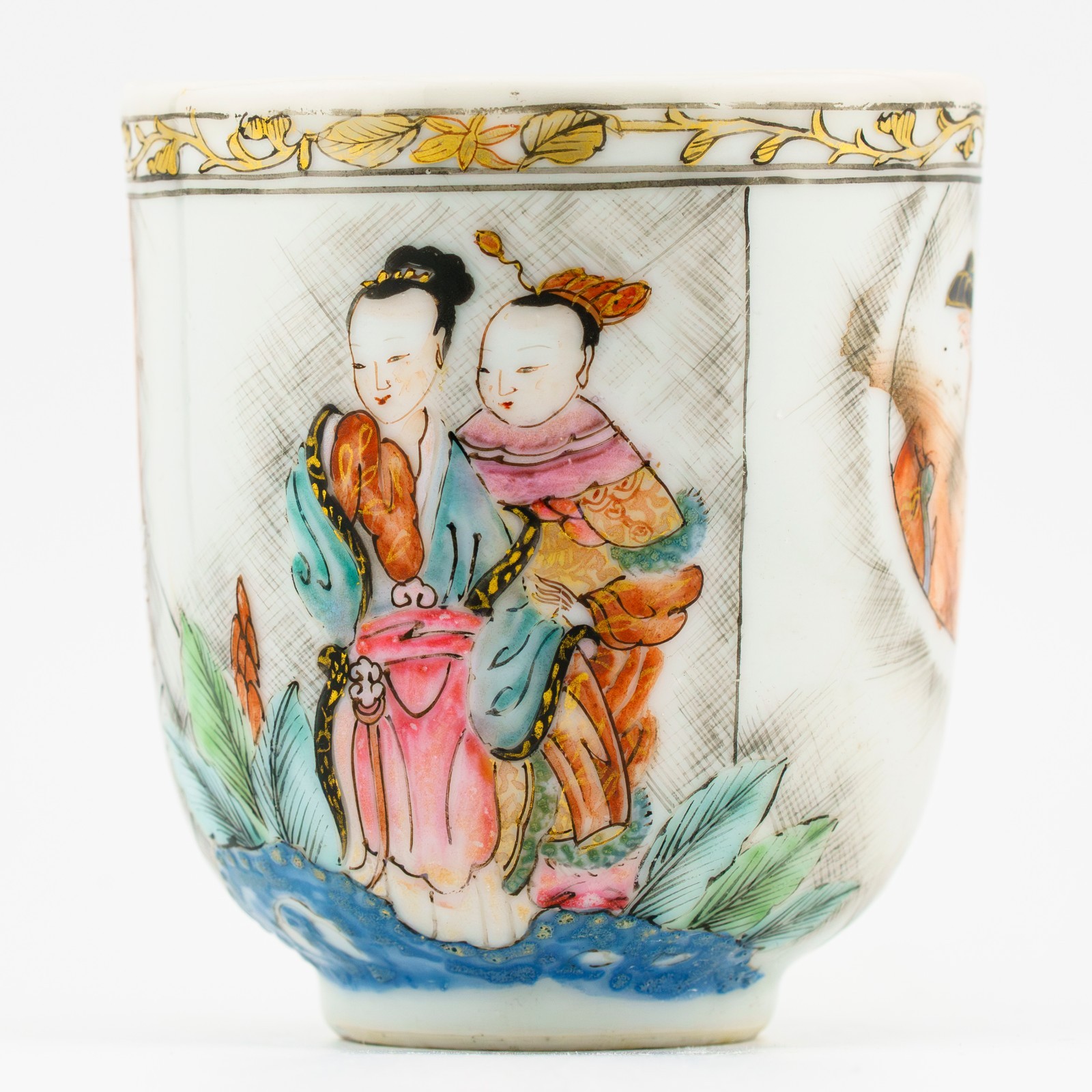 Chinese Porcelain Cup Xixiang Yongzheng Romance Famille Rose Gilt Qing Rare 18t Chinese Porcelain Cup Xixiang Yongzheng Romance Famille Rose Gilt Qing Rare 18t