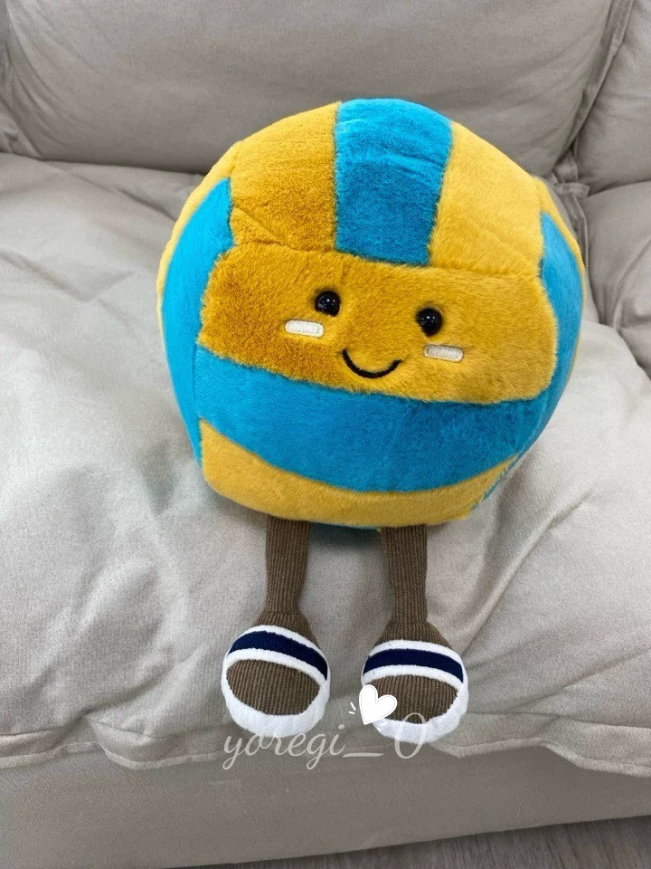Jellycat Amuseable Sports VolleyBall Plush Soft Toy Kids Doll NWT Jellycat Amuseable Sports VolleyBall Plush Soft Toy Kids Doll NWT