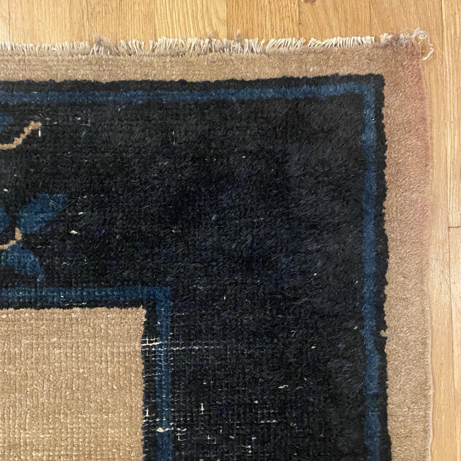 Vintage rug 3\' 1 x 5\' 10 Beige Hand Knotted Peking Chinese Oriental Rug Vintage rug 3\' 1 x 5\' 10 Beige Hand Knotted Peking Chinese Oriental Rug