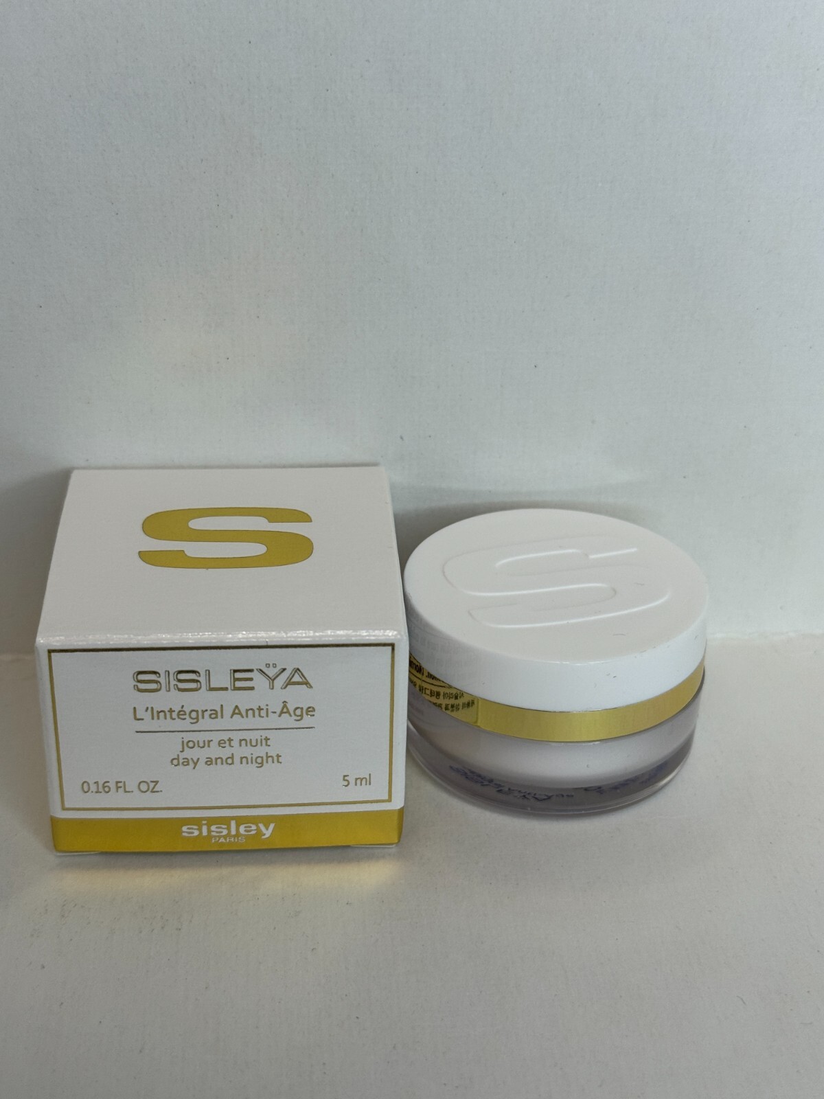 10 x Sisley Sisleya L'Integral Anti-Age Day And Night 0.16oz/5ml TOTAL:50ML 10 x Sisley Sisleya L'Integral Anti-Age Day And Night 0.16oz/5ml TOTAL:50ML