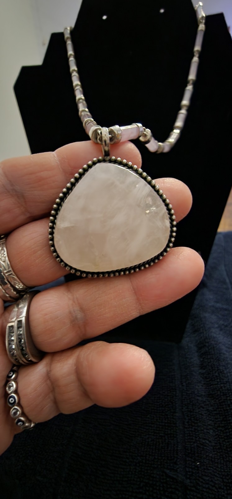 Beautiful Vintage ROSE QUARTZ And Silver Necklace Very Unique Beautiful Vintage ROSE QUARTZ And Silver Necklace Very Unique