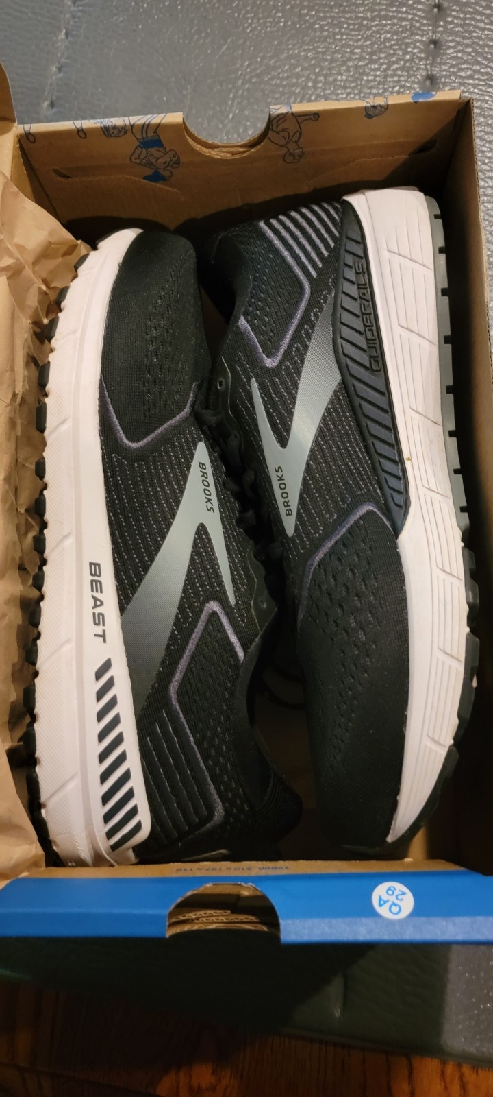 SUPER SALE | Brooks Beast 20 Mens Running Shoes 10 EE