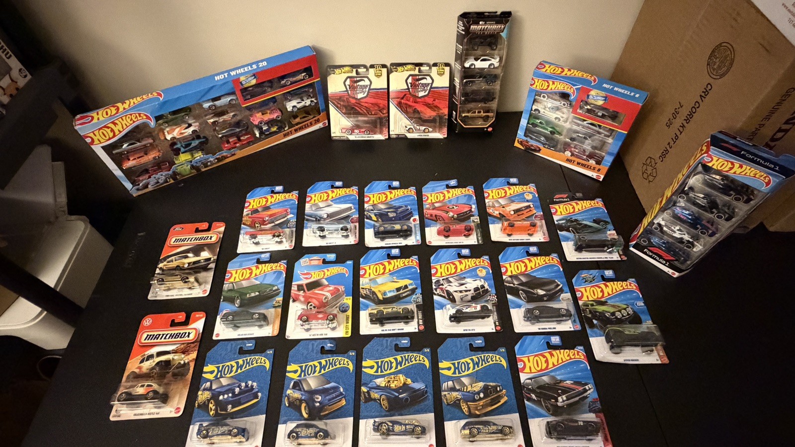 Hot Wheels Die-cast Chase Collection Car Lot. Car Culture Fast & Furious F1 Hot Wheels Die-cast Chase Collection Car Lot. Car Culture Fast & Furious F1
