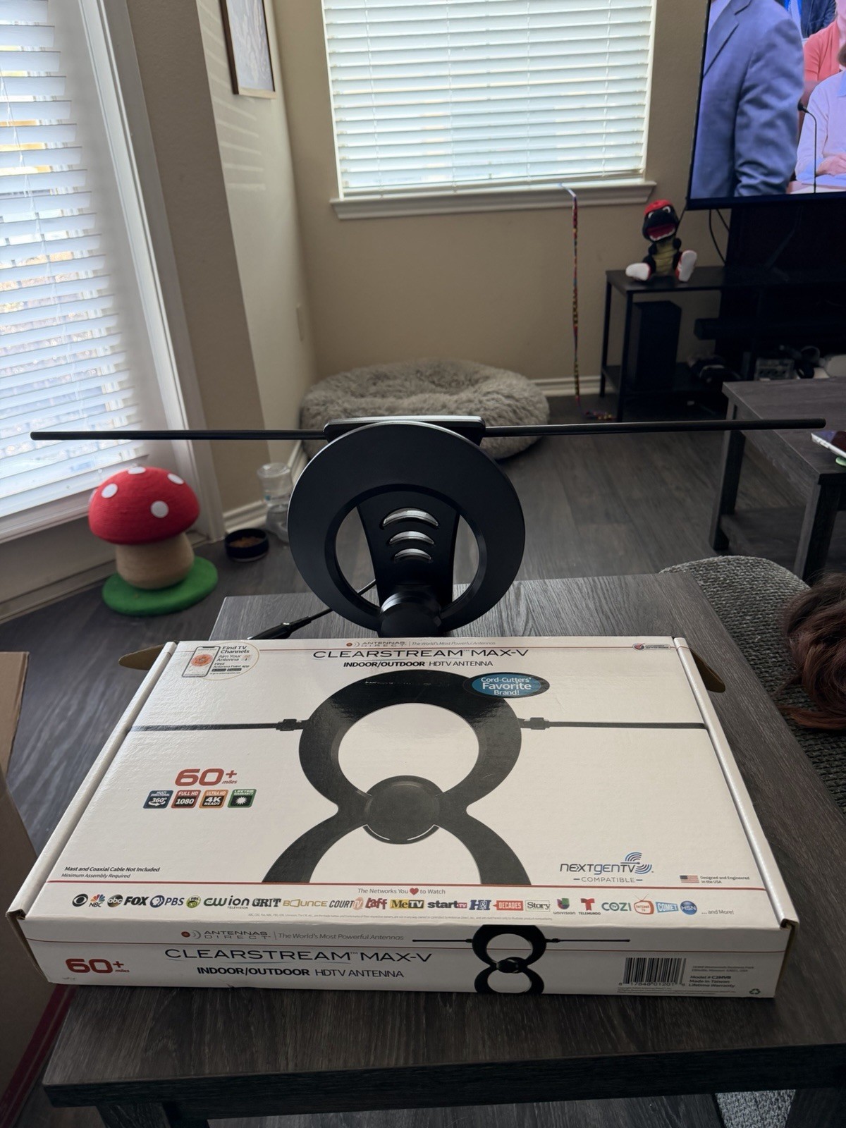 ClearStream 1Max HDTV Antenna Indoor/Outdoor, 40+ Miles Range ClearStream 1Max HDTV Antenna Indoor/Outdoor, 40+ Miles Range